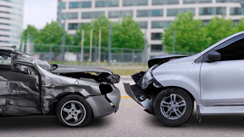 Crash Snarls Traffic on I-225